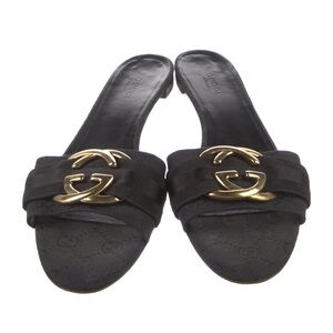GUCCI BLACK & GOLD GG LOGO FLATS; Blondie cloth sandal